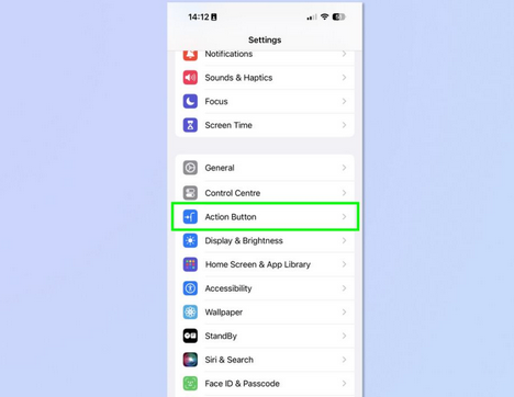 平坝apple维修支持如何使用iPhone15Action按钮设置翻译