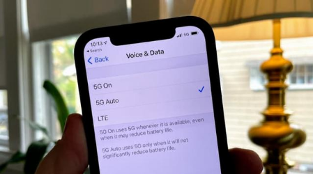 平坝苹果手机维修分享iPhone 12如何打开或关闭5G网络 